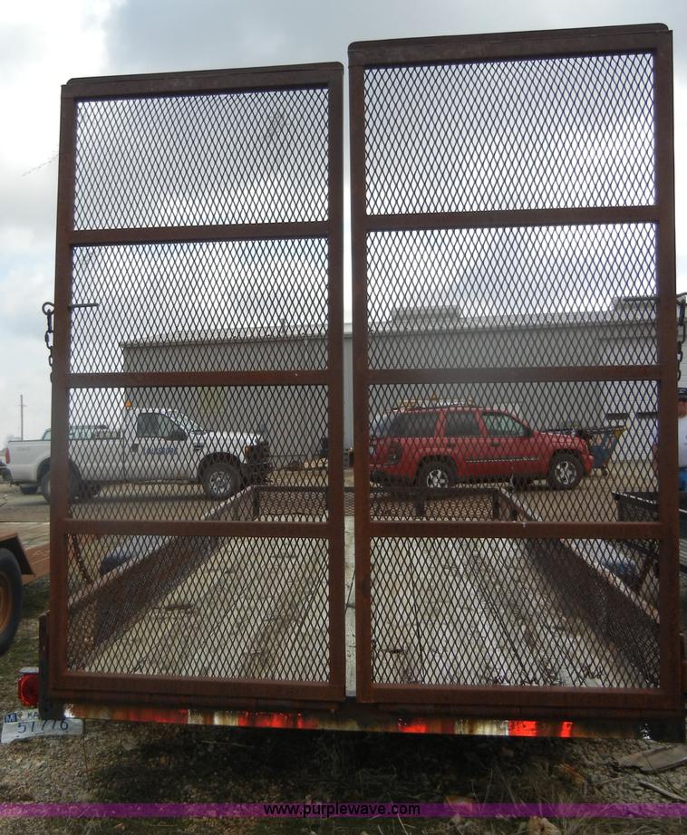 image for item C4238 2000 Neal 16' trailer