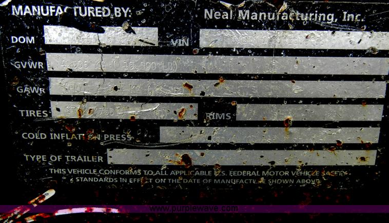 image for item C4238 2000 Neal 16' trailer