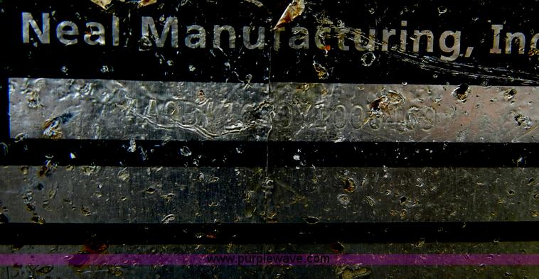 image for item C4238 2000 Neal 16' trailer