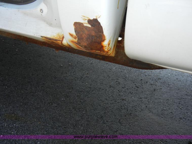 image for item C4330 1991 Chevrolet Cheyenne K2500 pickup truck