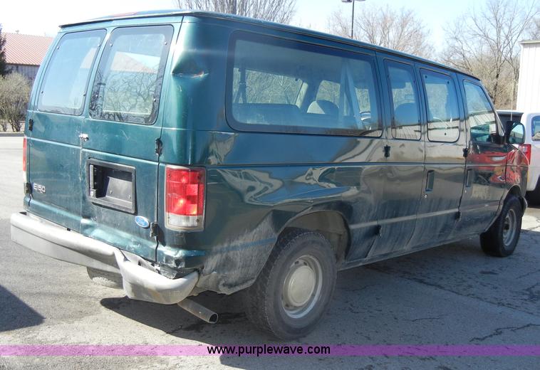 image for item C4331 1999 Ford Econoline E150 XL van