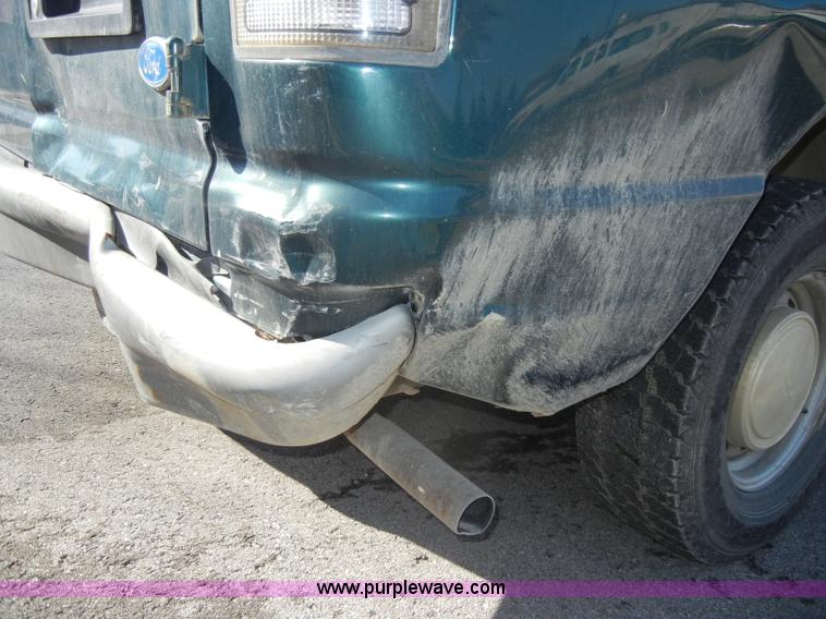 image for item C4331 1999 Ford Econoline E150 XL van