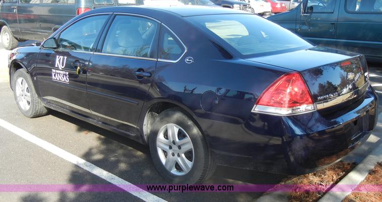 image for item C4332 2007 Chevrolet Impala LS