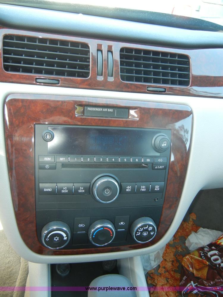 image for item C4332 2007 Chevrolet Impala LS