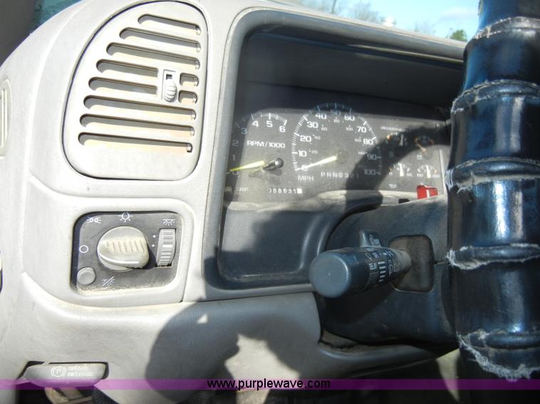 image for item C4335 1997 Chevrolet C1500 pickup truck