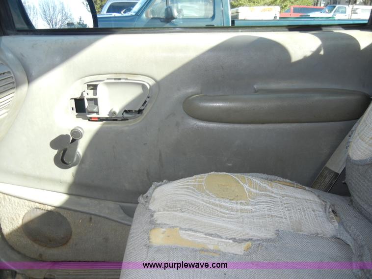 image for item C4335 1997 Chevrolet C1500 pickup truck