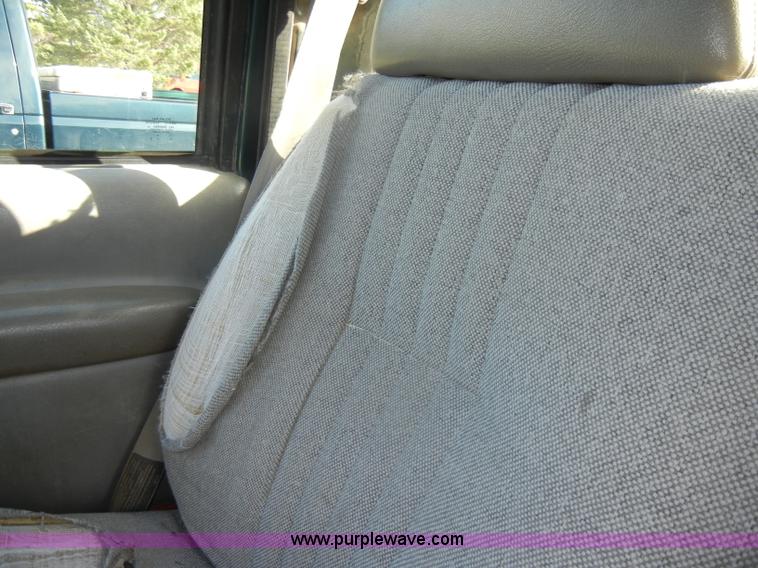image for item C4335 1997 Chevrolet C1500 pickup truck