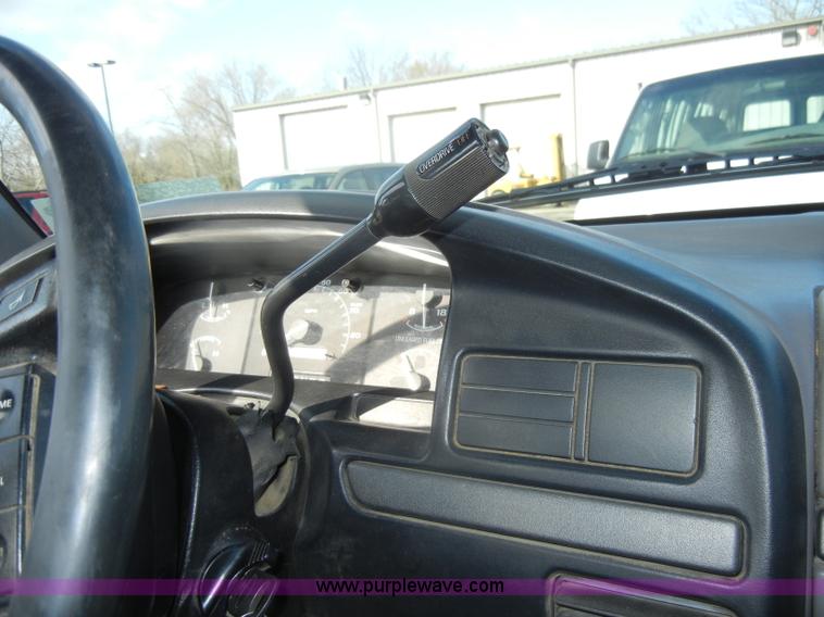 image for item C4336 1995 Ford F150 XL pickup truck