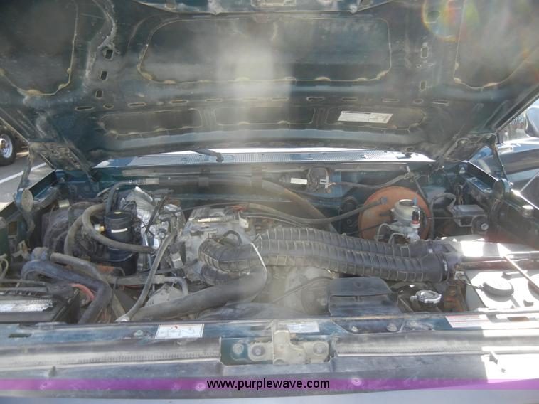 image for item C4336 1995 Ford F150 XL pickup truck