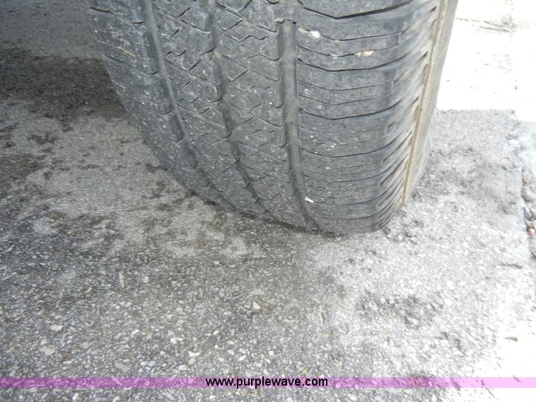 image for item C4336 1995 Ford F150 XL pickup truck