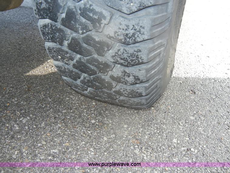 image for item C4338 1995 Ford F150 XLT pickup truck