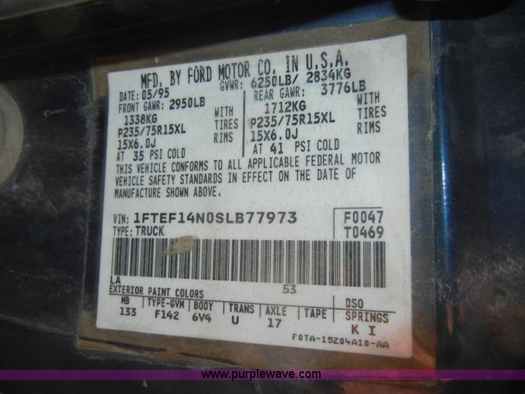 image for item C4338 1995 Ford F150 XLT pickup truck