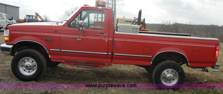 image for item C4343 1997 Ford F350 XLT pickup truck