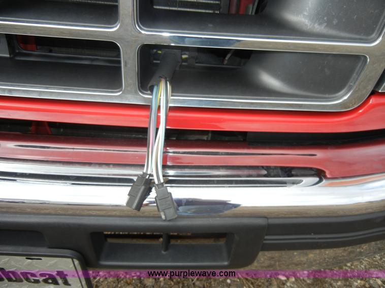 image for item C4343 1997 Ford F350 XLT pickup truck