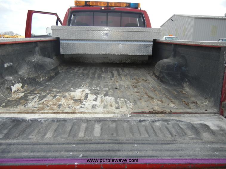 image for item C4343 1997 Ford F350 XLT pickup truck