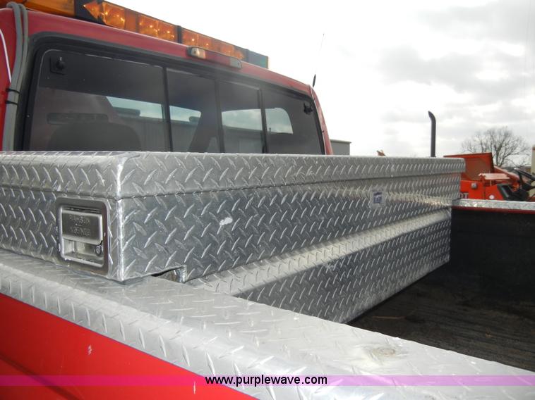 image for item C4343 1997 Ford F350 XLT pickup truck