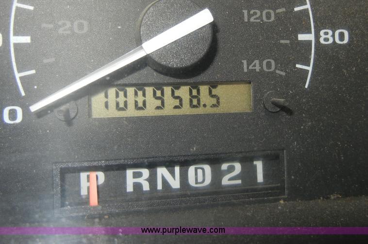 image for item C4343 1997 Ford F350 XLT pickup truck