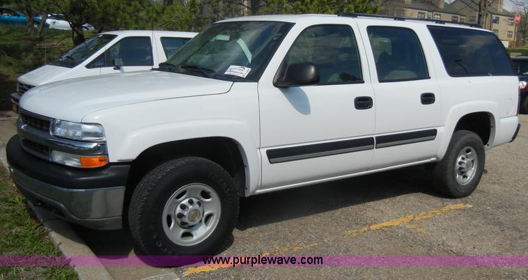 image for item C4362 2005 Chevrolet Suburban 2500 SUV