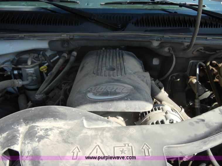 image for item C4362 2005 Chevrolet Suburban 2500 SUV