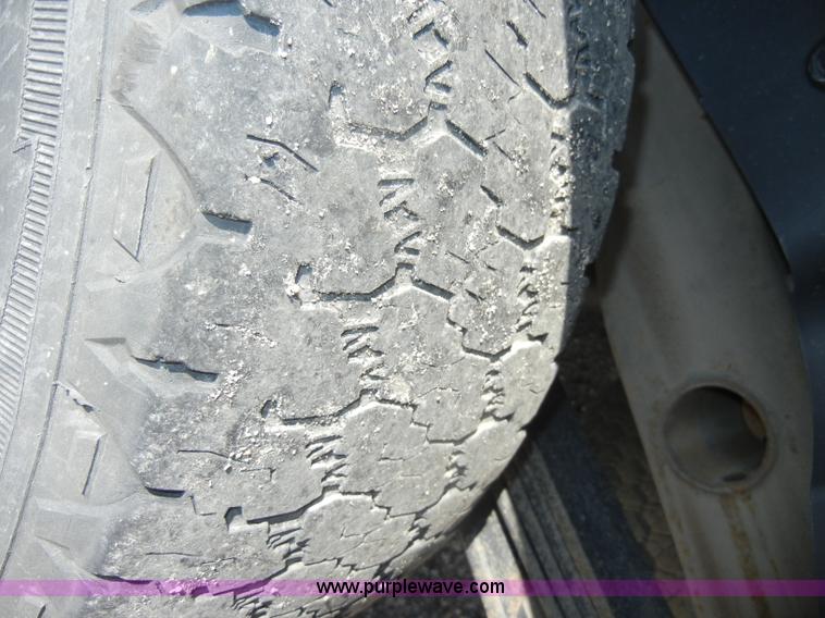 image for item C4362 2005 Chevrolet Suburban 2500 SUV