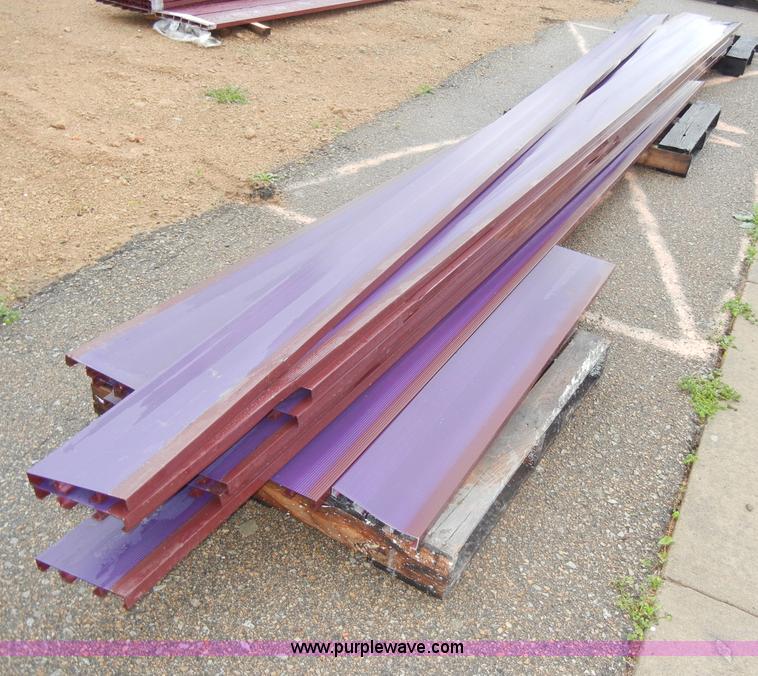 image for item C4368 Approximately 2,000 lbs of aluminum bleacher facing
