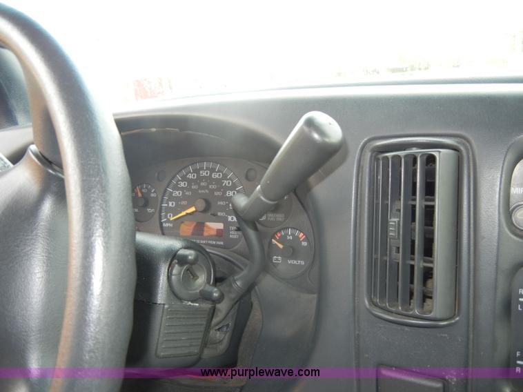 image for item C4408 1999 Chevrolet Express G1500 LS van