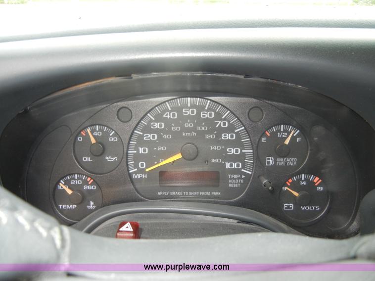 image for item C4408 1999 Chevrolet Express G1500 LS van