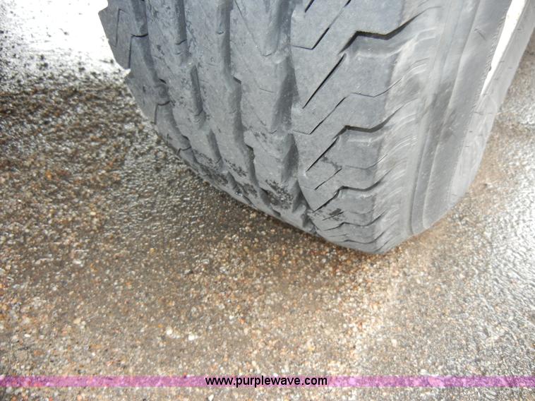 image for item C4408 1999 Chevrolet Express G1500 LS van