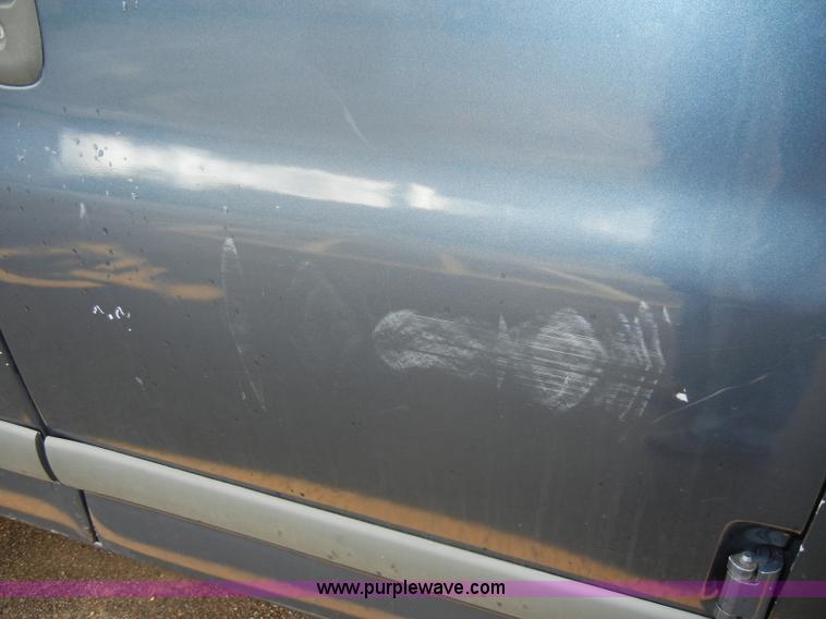 image for item C4408 1999 Chevrolet Express G1500 LS van