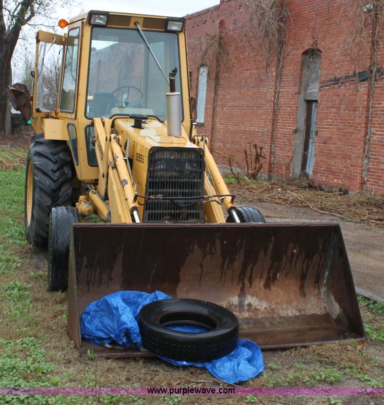 image for item D7543 Ford 555B backhoe