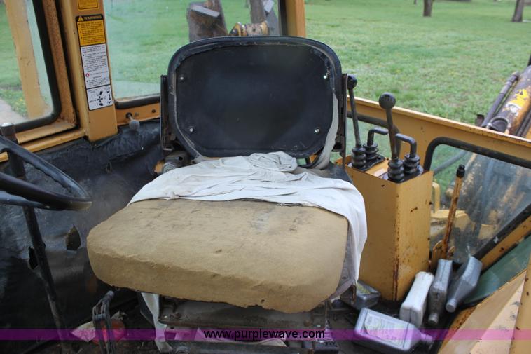 image for item D7543 Ford 555B backhoe