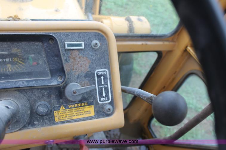 image for item D7543 Ford 555B backhoe