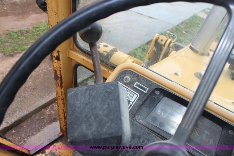 image for item D7543 Ford 555B backhoe