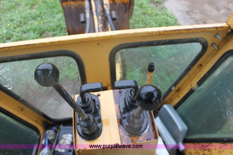 image for item D7543 Ford 555B backhoe