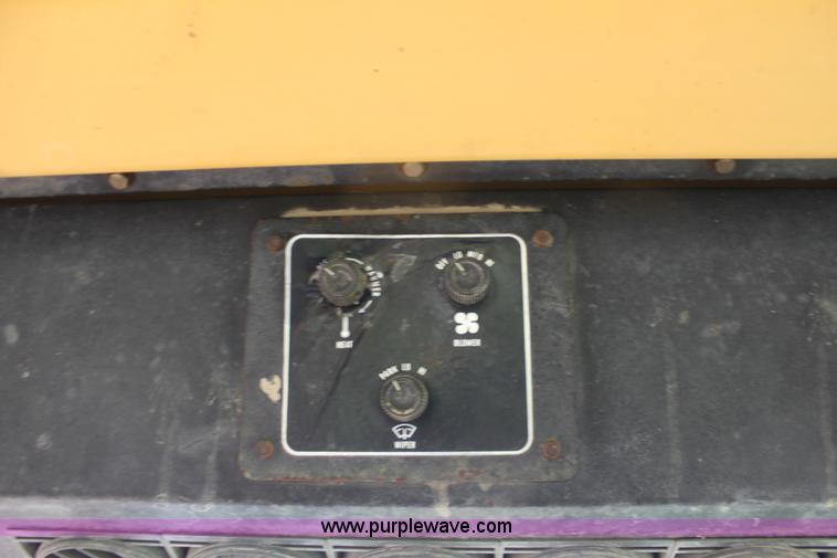 image for item D7543 Ford 555B backhoe