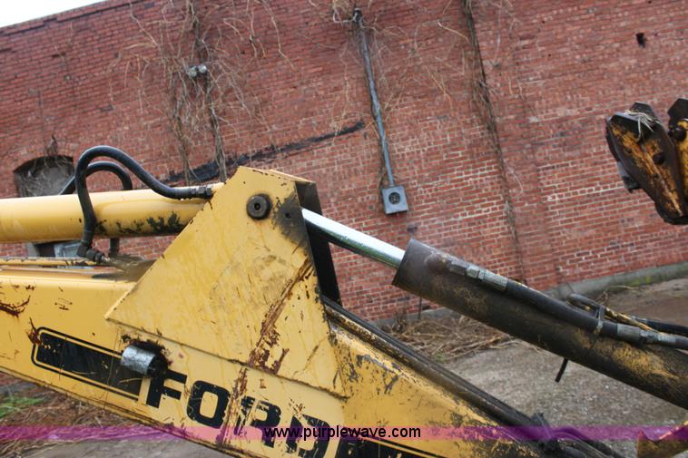 image for item D7543 Ford 555B backhoe