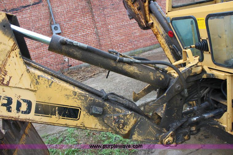 image for item D7543 Ford 555B backhoe