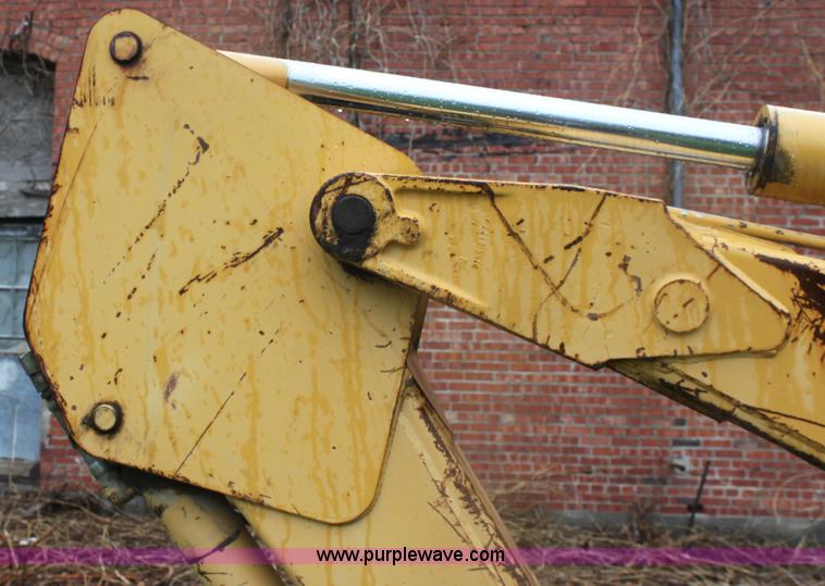 image for item D7543 Ford 555B backhoe