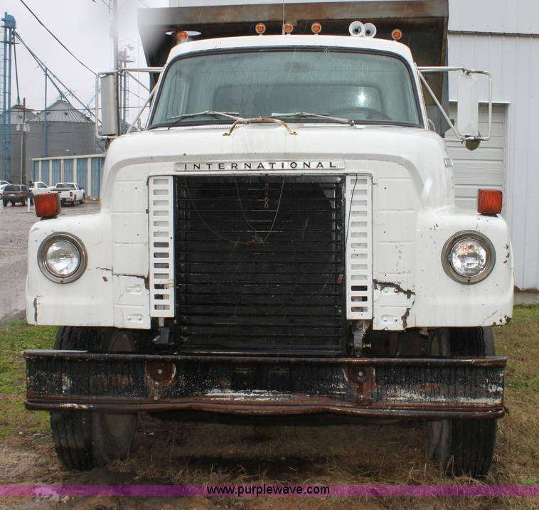 image for item D7544 1974 International Fleetstar 2050 tandem axle dump truck