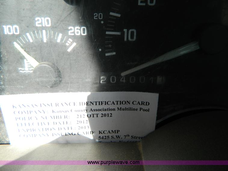 image for item D8875 1992 Chevrolet Cheyenne C2500 pickup truck