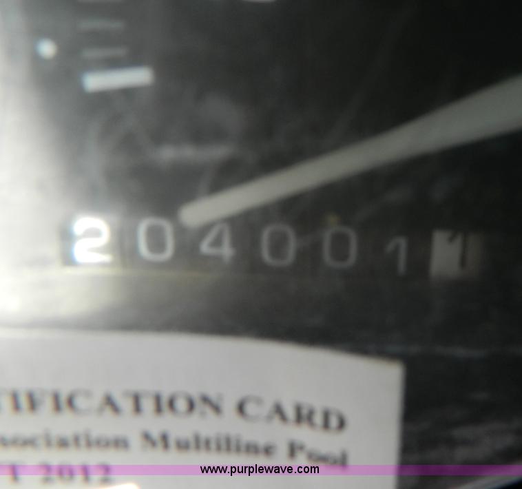 image for item D8875 1992 Chevrolet Cheyenne C2500 pickup truck