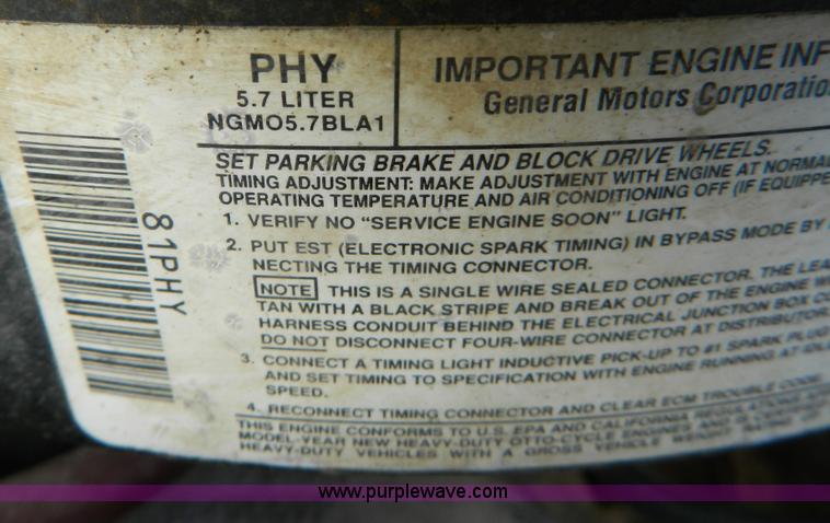 image for item D8875 1992 Chevrolet Cheyenne C2500 pickup truck