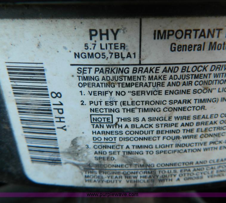 image for item D8877 1992 Chevrolet Cheyenne C2500 pickup truck