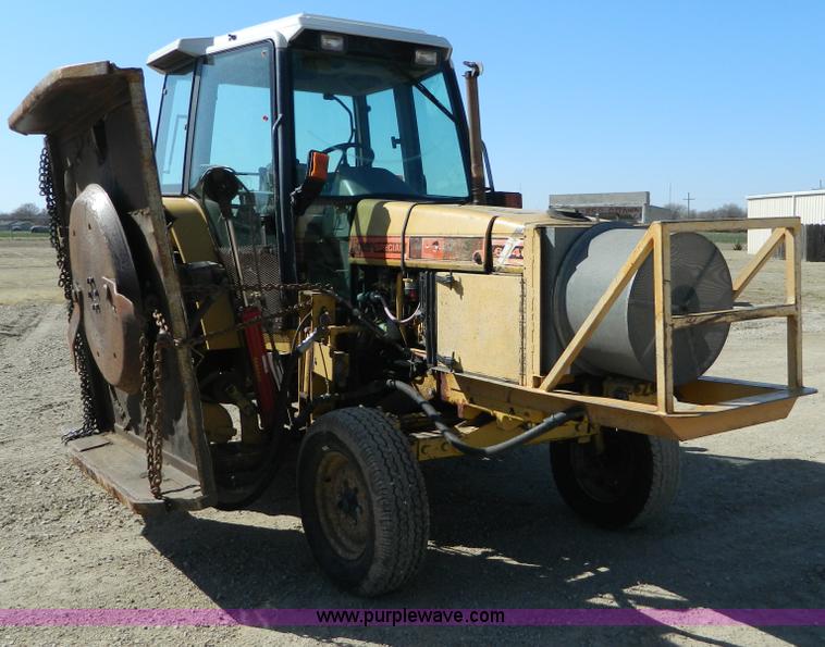 image for item D8879 Ford New Holland Tiger Special tractor