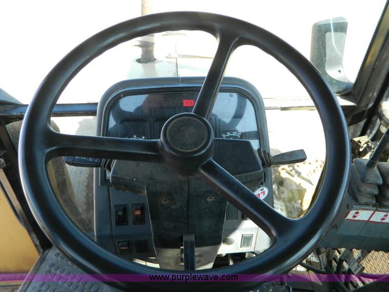 image for item D8879 Ford New Holland Tiger Special tractor