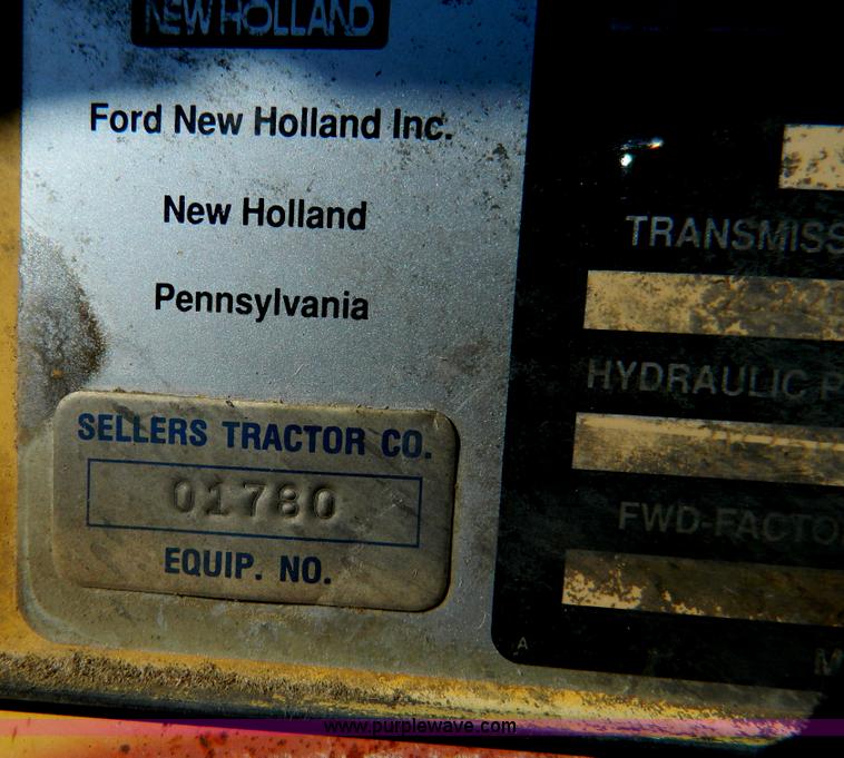 image for item D8879 Ford New Holland Tiger Special tractor