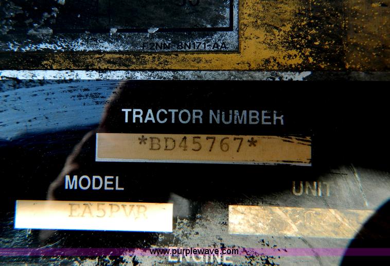 image for item D8879 Ford New Holland Tiger Special tractor