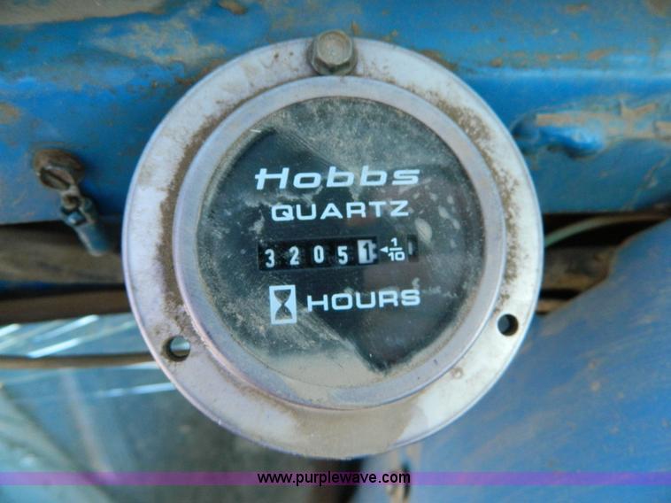 image for item D8880 1979 Ford 6600 tractor