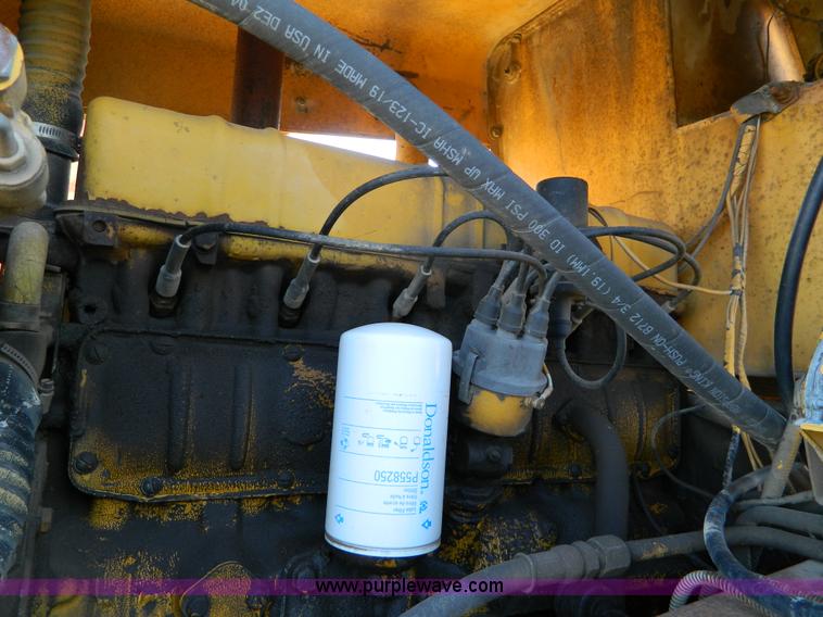 image for item D8881 Galion roller packer