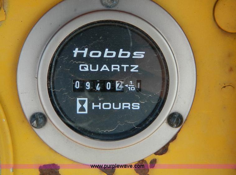 image for item D8881 Galion roller packer